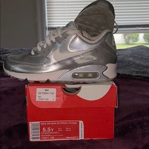 Nike Air Max 90